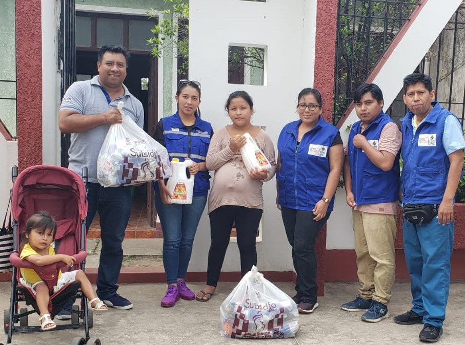 El Servicio de Desarrollo de las empresas públicas productivas SEDEM a través de sus brigadas móviles, llegó al municipio de BERMEJO, del departamento de Tarija para realizar la entrega de paquetes del Subsidio Universal Prenatal por la Vida.